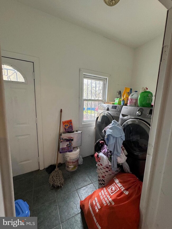 736 State St, Camden, NJ 08102 - photo 7