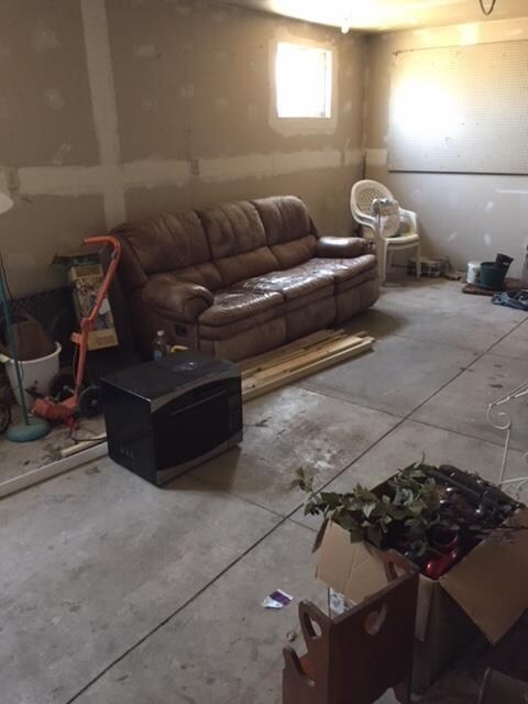 303 W Clark St, Hiawatha, IA 52233 - photo 7