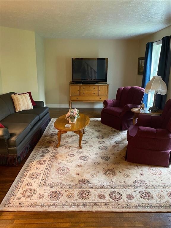 429 E 246th St, Sheridan, IN 46069 - photo 2