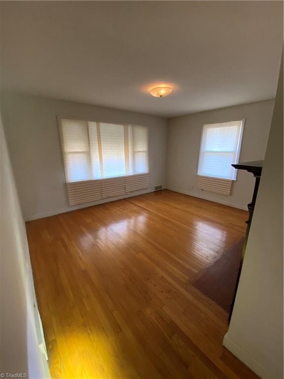 2425 N Dunleith Ave, Winston Salem, NC 27105 - photo 4