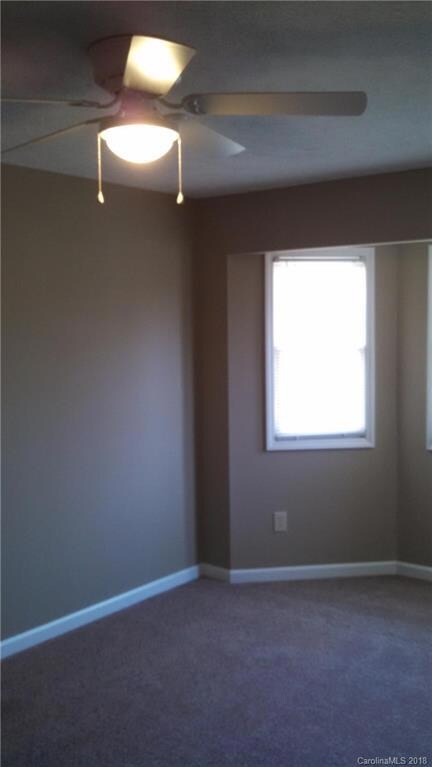 110 Hollowbrook Ct, Statesville, NC 28625 - photo 4