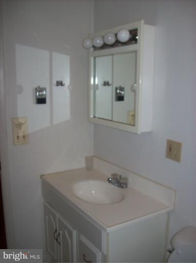 102 Laurel St, Moorefield, WV 26836 - photo 4