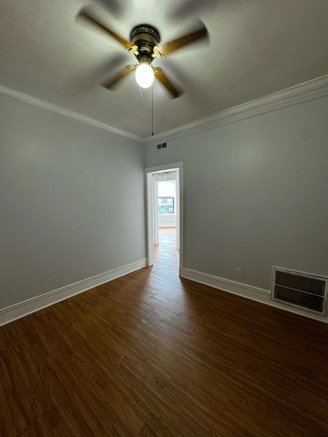 4805 N Central Park Ave unit 203, Chicago, IL 60625 - photo 5