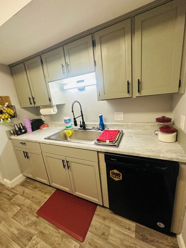 102 Valley Crest Dr, Dothan, AL 36301 - photo 7