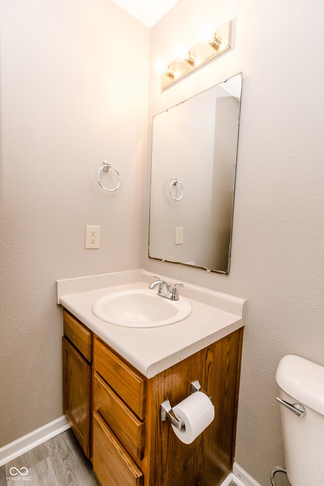 13240 All American Rd, Fishers, IN 46037 - photo 7