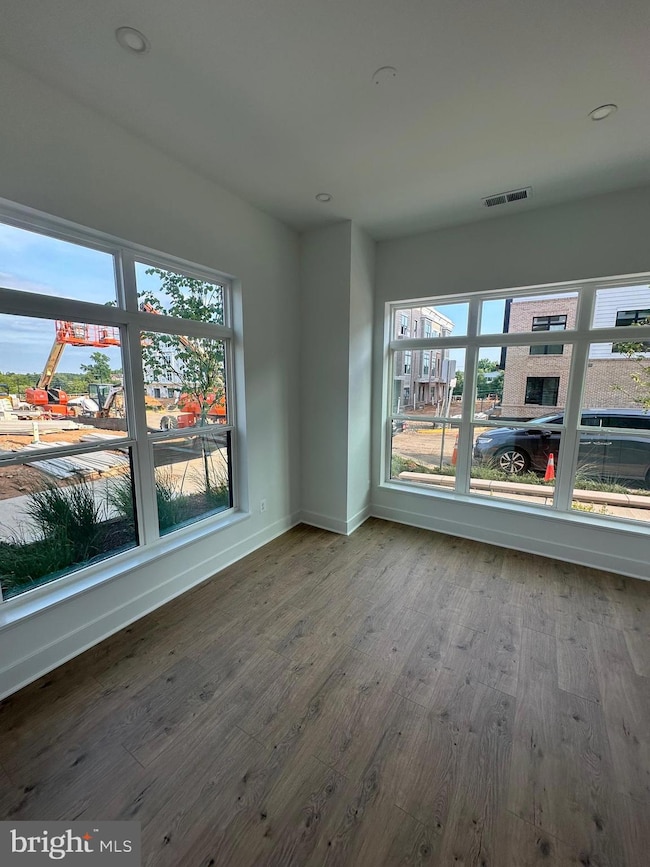 2019 Tysons Ridgeline Rd, Pimmit Hills, VA 22043 - photo 4