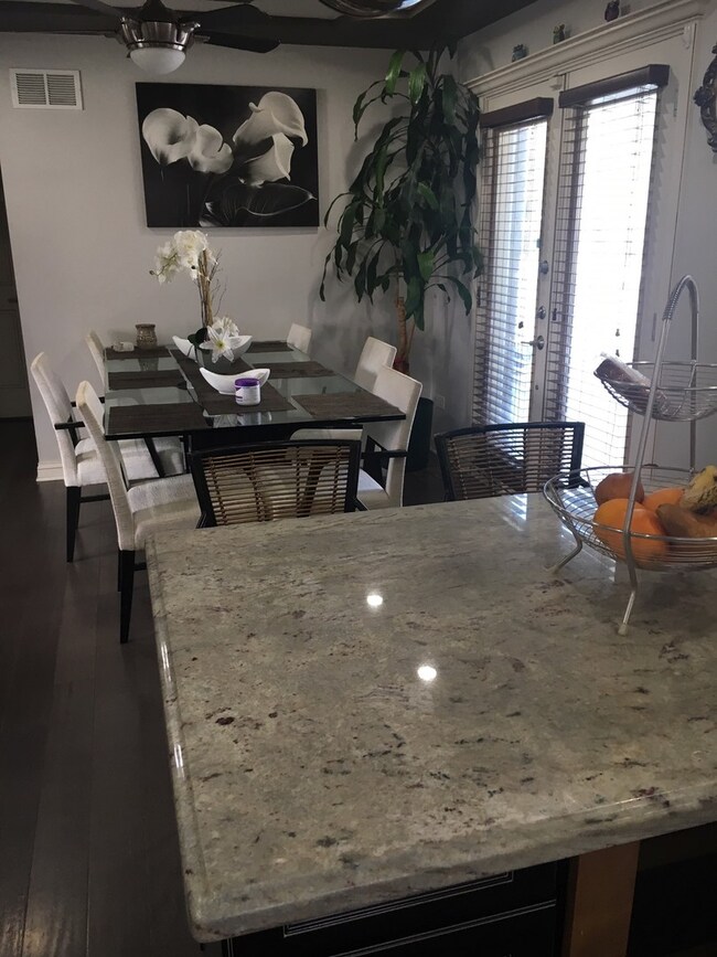 5420 W Hawthorne Ave, Berkeley, IL 60163 - photo 3