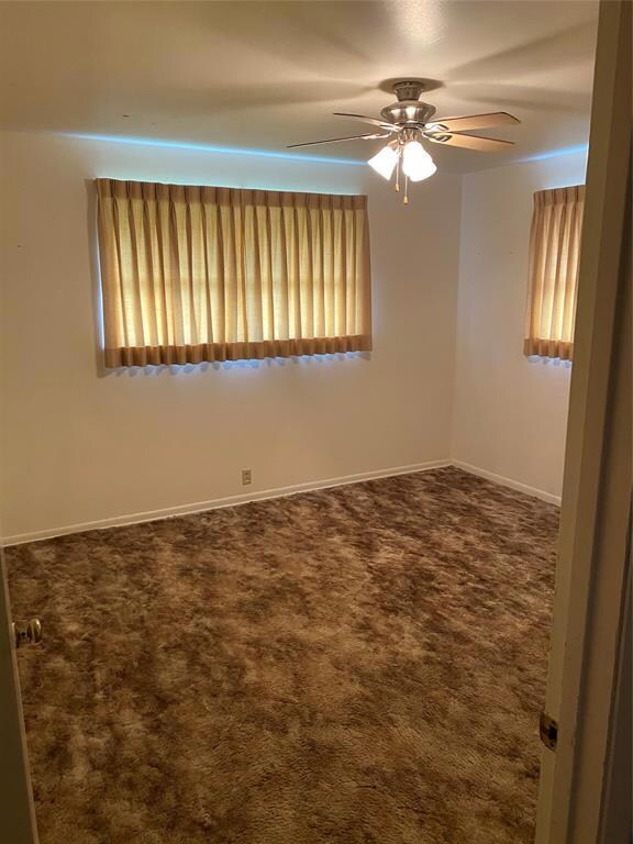 1217 Elmwood St, Gainesville, TX 76240 - photo 6