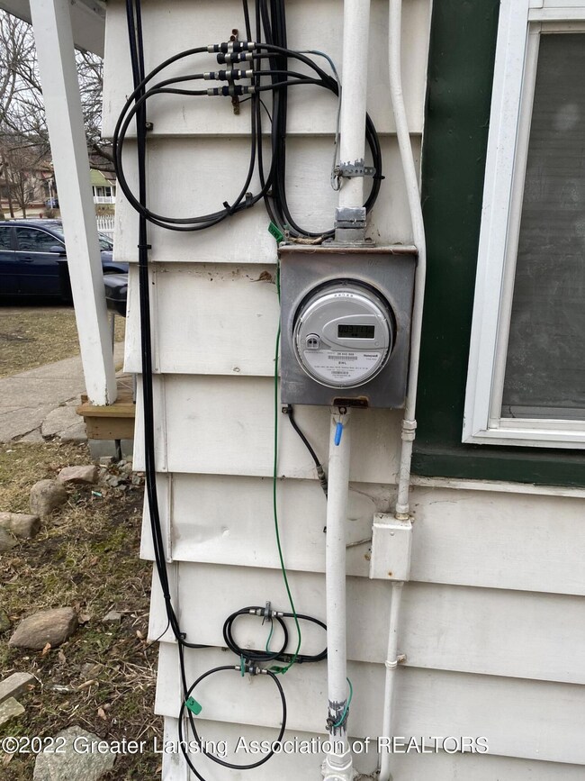 915 N Walnut St, Lansing, MI 48906 - photo 6