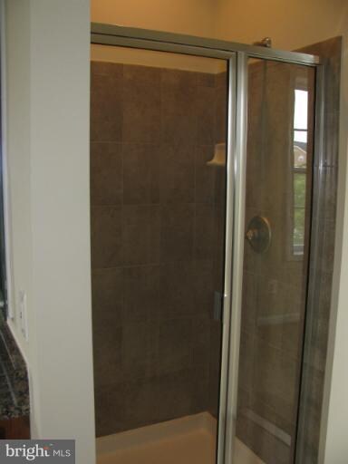 24678 Rosebay Terrace unit 81, Aldie, VA 20105 - photo 3