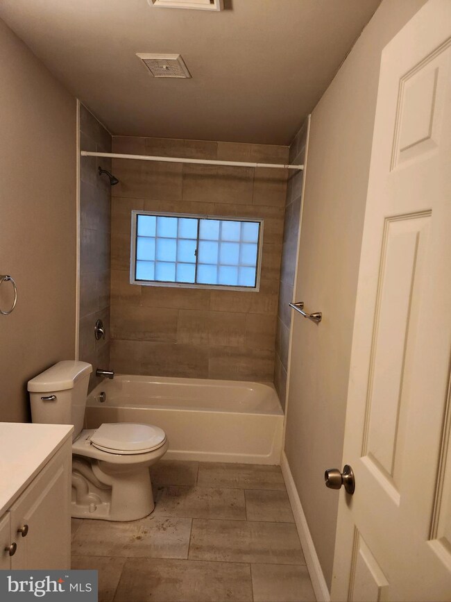 15 Pinafore Ln, Willingboro, NJ 08046 - photo 4