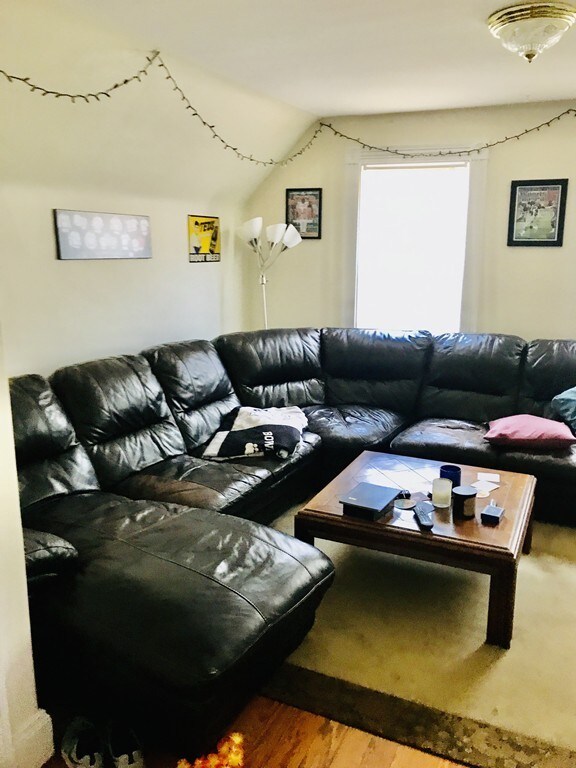 147 Powder House Blvd unit 3, Somerville, MA 02144 - photo 3