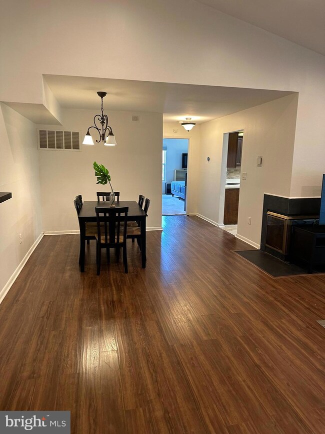 113 Cascade Ct unit 10, Princeton, NJ 08540 - photo 5