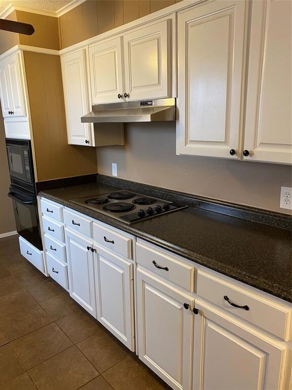 1107 Rosedale Dr, Gainesville, TX 76240 - photo 4