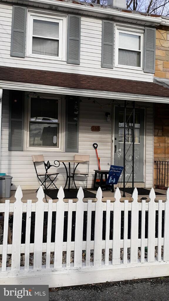 155 Spring Garden St, Leesport, PA 19533 - photo 2