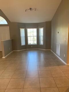 942 SW Mcdevitt Ave, Port Saint Lucie, FL 34953 - photo 6