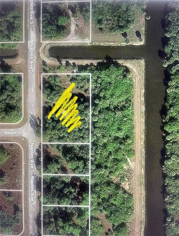 547 Naples Ave S, Lehigh Acres, FL 33974 - photo 2