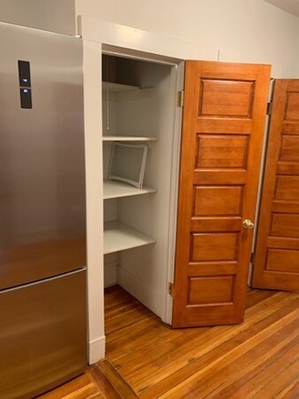 9 Thacher Ct unit 3, Boston, MA 02113 - photo 7