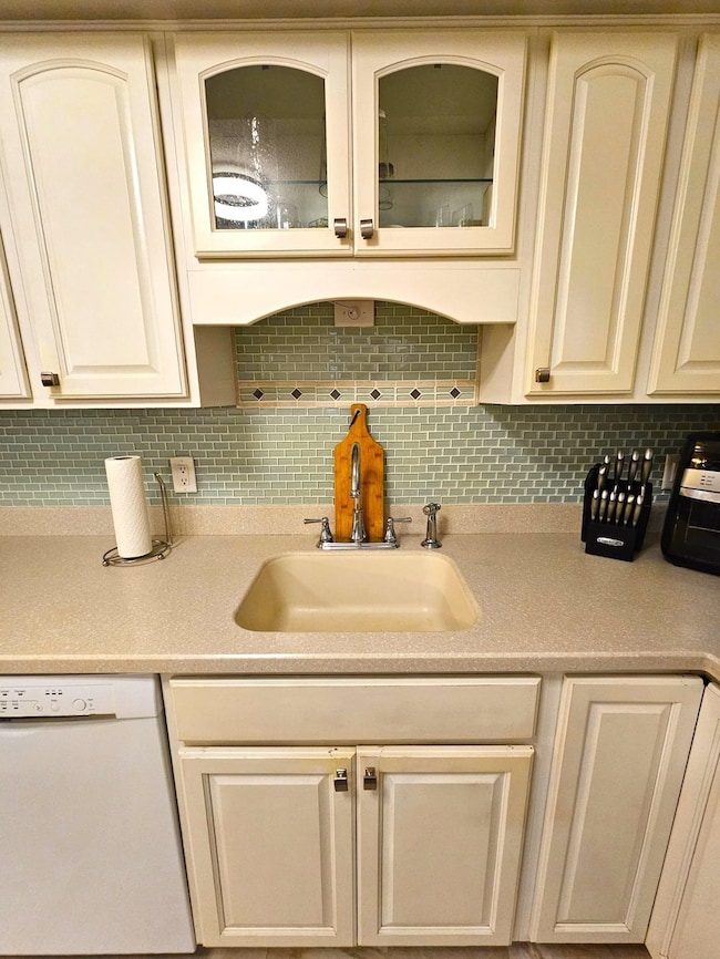 Tile Close-Up Kitchen