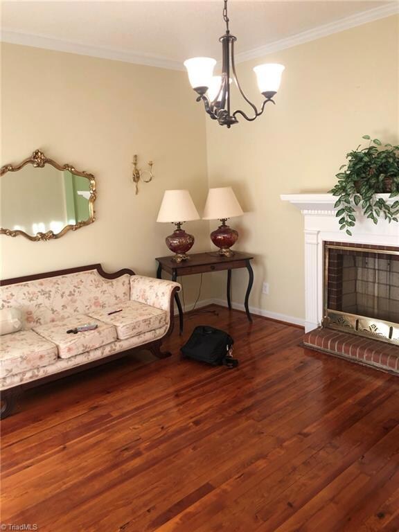 314 Holderby St, Reidsville, NC 27320 - photo 4