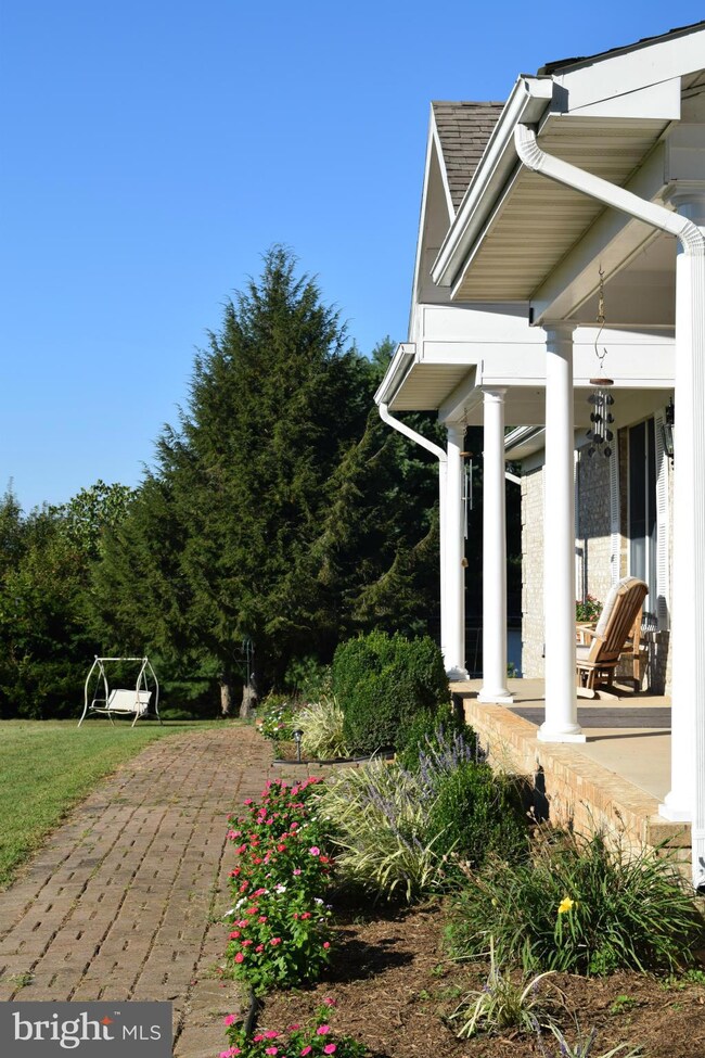 506 Meander Run Rd, Locust Dale, VA 22948 - photo 2