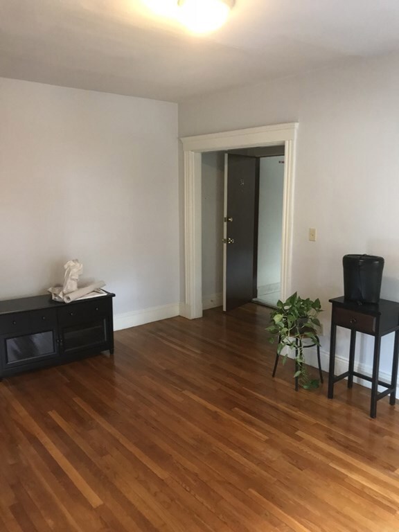 1 Craigie St unit 22, Cambridge, MA 02138 - photo 4