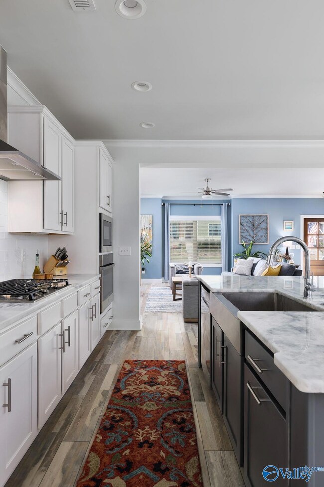 1502 Trek St, Huntsville, AL 35811 - photo 4