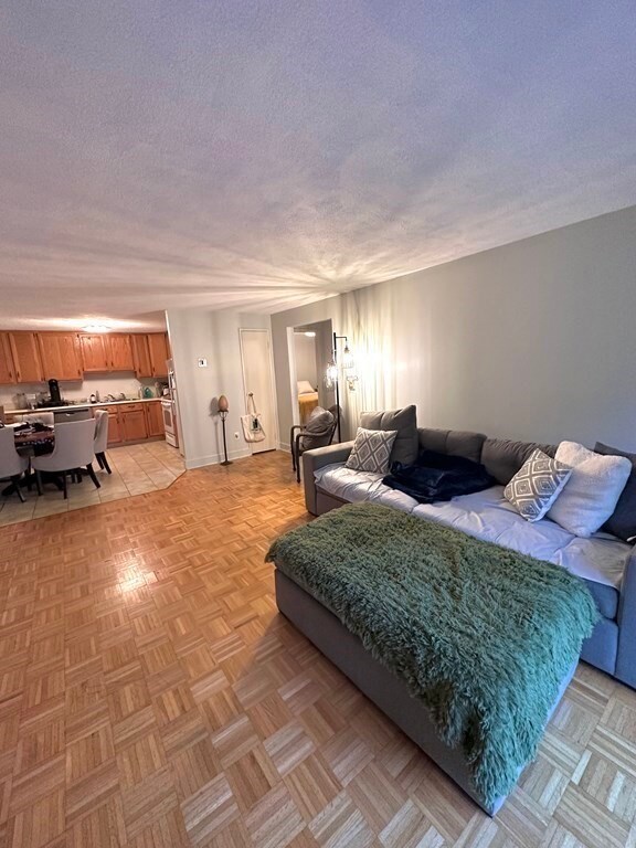 6 Walker Rd unit 11, North Andover, MA 01845 - photo 5