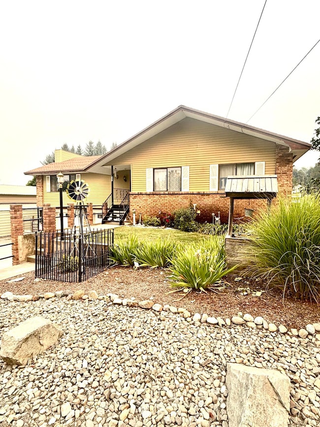 967 E Birch Ave, Colville, WA 99114 - photo 2