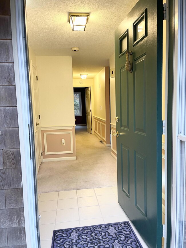 3 Foyer