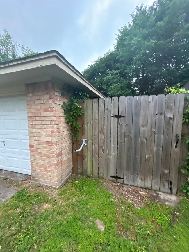 29323 Atherstone St, Spring, TX 77386 - photo 3