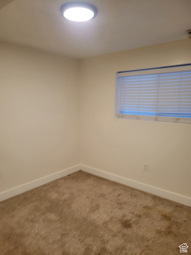 4533 S Knightsbridge Rd, Taylorsville, UT 84129 - photo 3