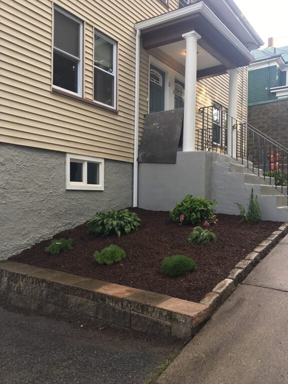 6 Augustus Ave unit 2, Roslindale, MA 02131 - photo 2
