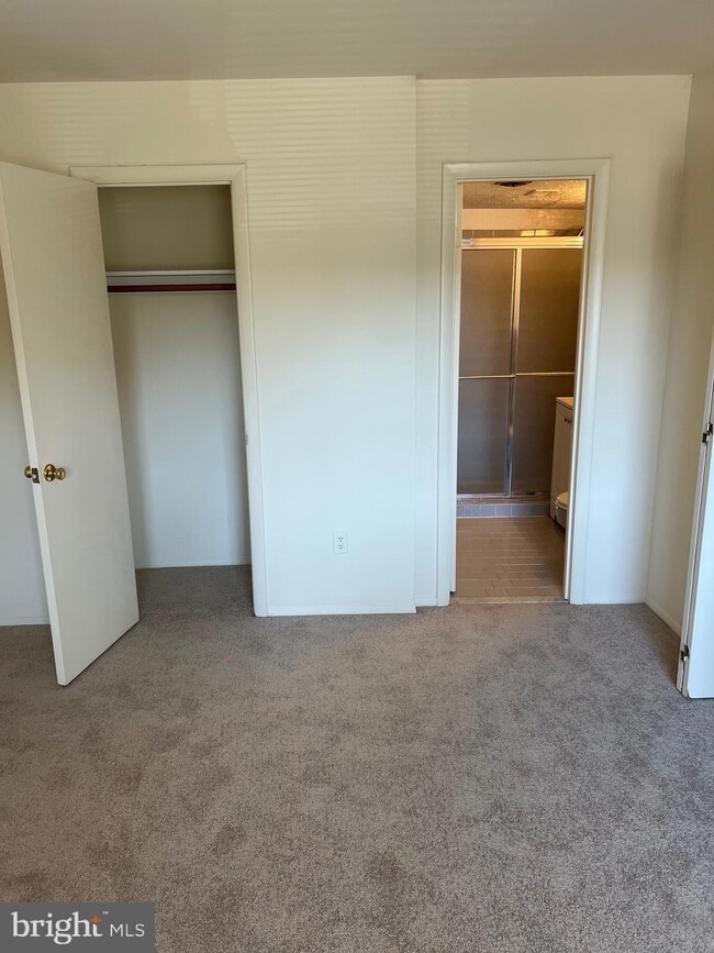 2025 N Lincoln St unit 104, Arlington, VA 22207 - photo 4