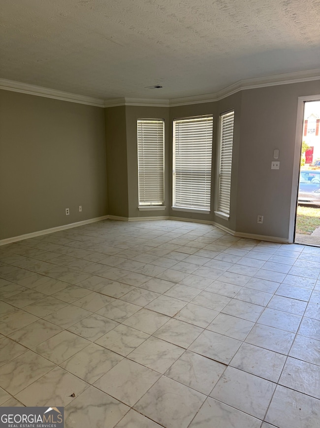 5597 Stonington Trace Pkwy, Stone Mountain, GA 30087 - photo 3