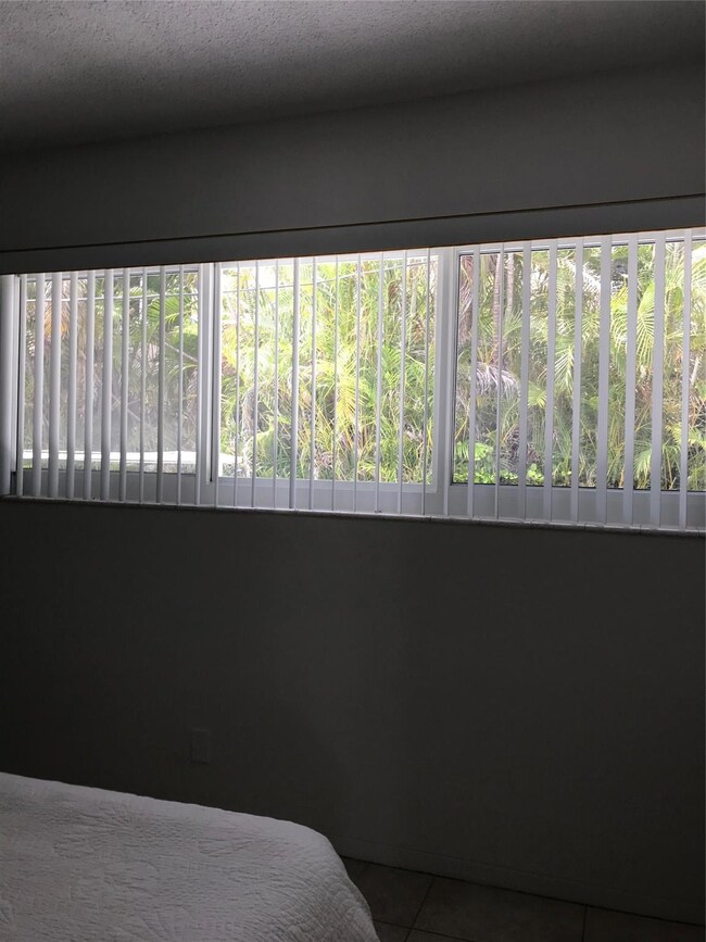 3221 NE 12th St, Pompano Beach, FL 33062 - photo 5