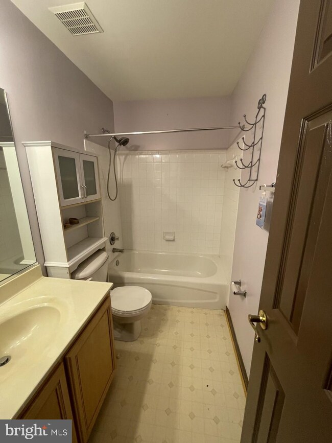 6407 Cosmos Ct, Glenn Dale, MD 20769 - photo 7