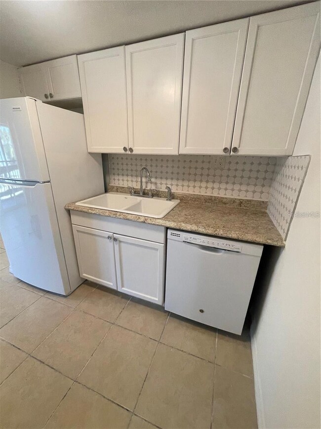 4761 S Texas Ave unit 4761C, Orlando, FL 32839 - photo 3