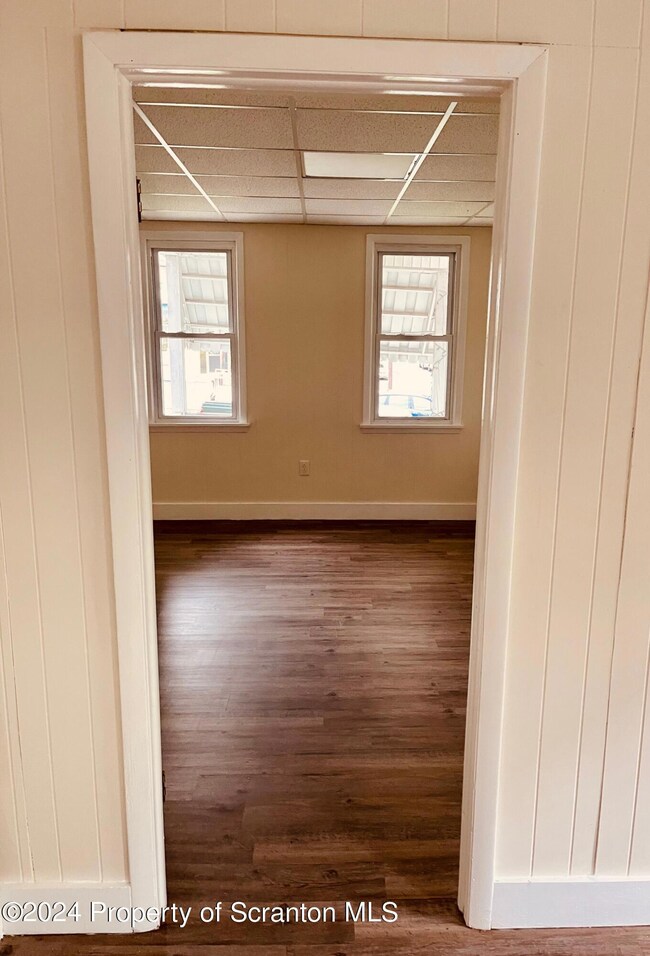 1601 Electric St unit 1, Scranton, PA 18509 - photo 6