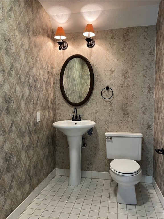 66 Trellis Dr, West Warwick, RI 02893 - photo 4