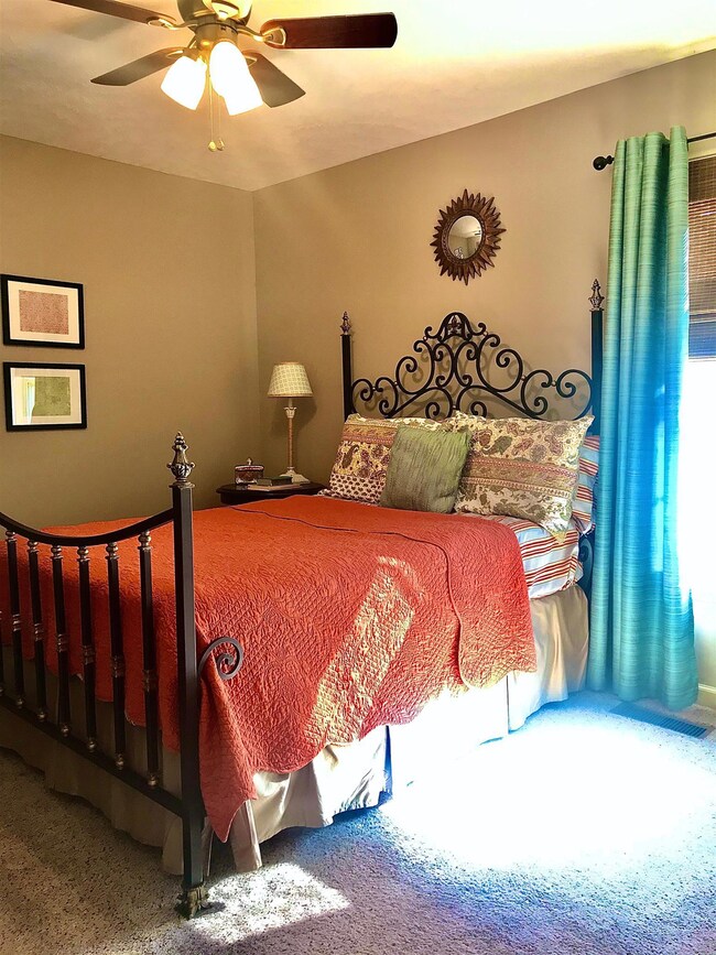 709A N Russell St, Portland, TN 37148 - photo 5