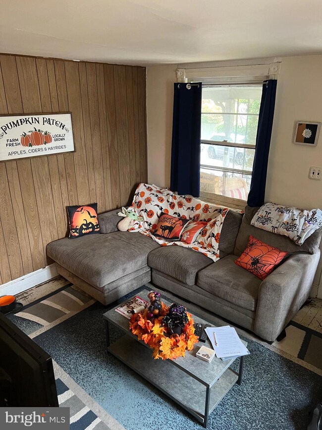 963 Glenbrook Ave, Bryn Mawr, PA 19010 - photo 6