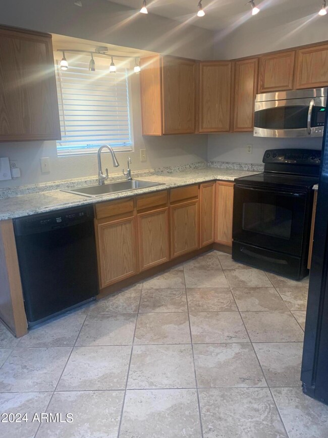 72988464558__01BC71DE-747F-487A-95D6-364