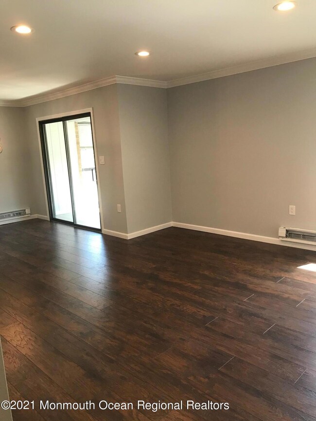 12 Pine Cluster Cir unit K, Manalapan, NJ 07726 - photo 6