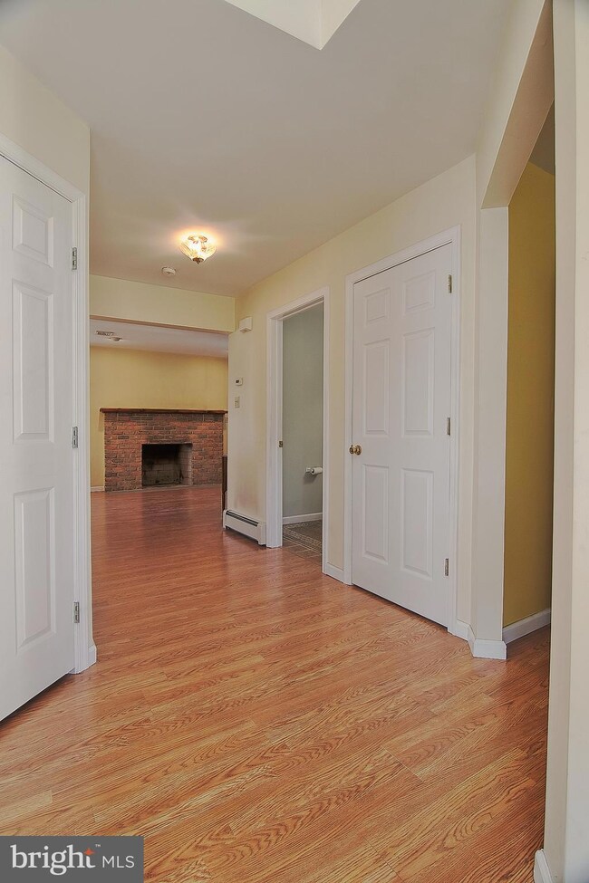 879 W Cedarville Rd, Pottstown, PA 19465 - photo 3