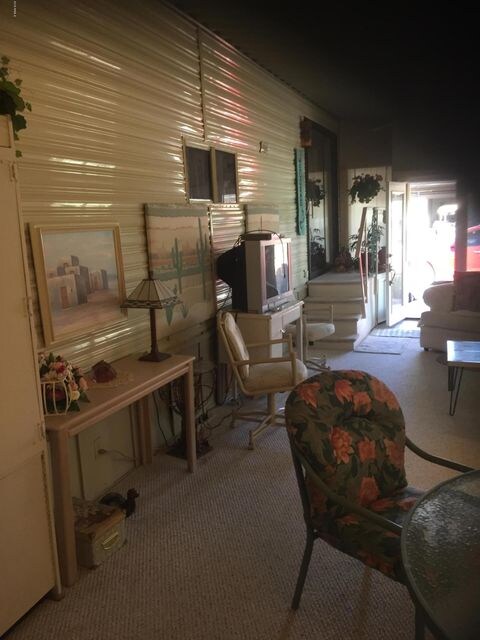 316 S shonshone Dr-2