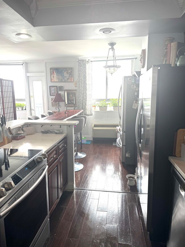 The Doric unit 1716, Union City, NJ 07087 - photo 5