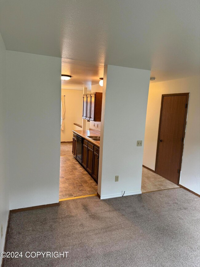 1841 E 74th Ave unit 3, Anchorage, AK 99507 - photo 6