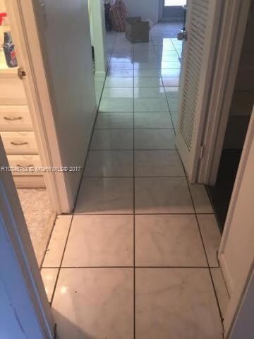 283 Norwich L unit ., West Palm Beach, FL 33417 - photo 5