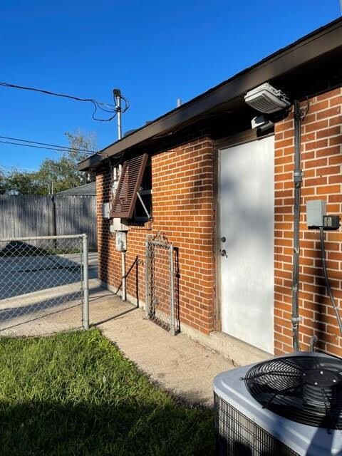 Rear door